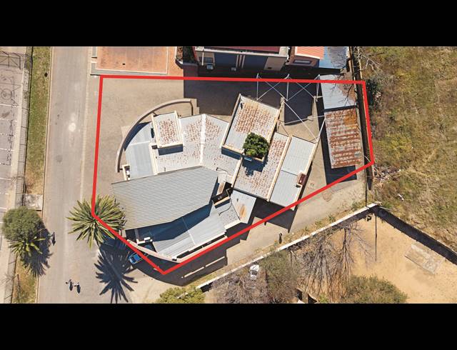 473M² BUILDING FOR SALE IN WILKOPPIES